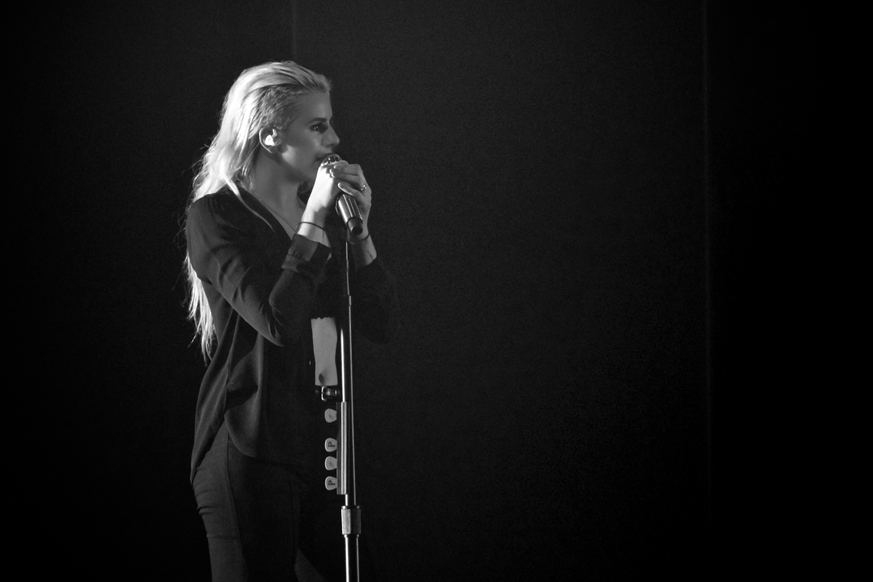 PVRIS
Electric Factory
Philadelphia, Pa
October 8, 2017

DerekBrad.com